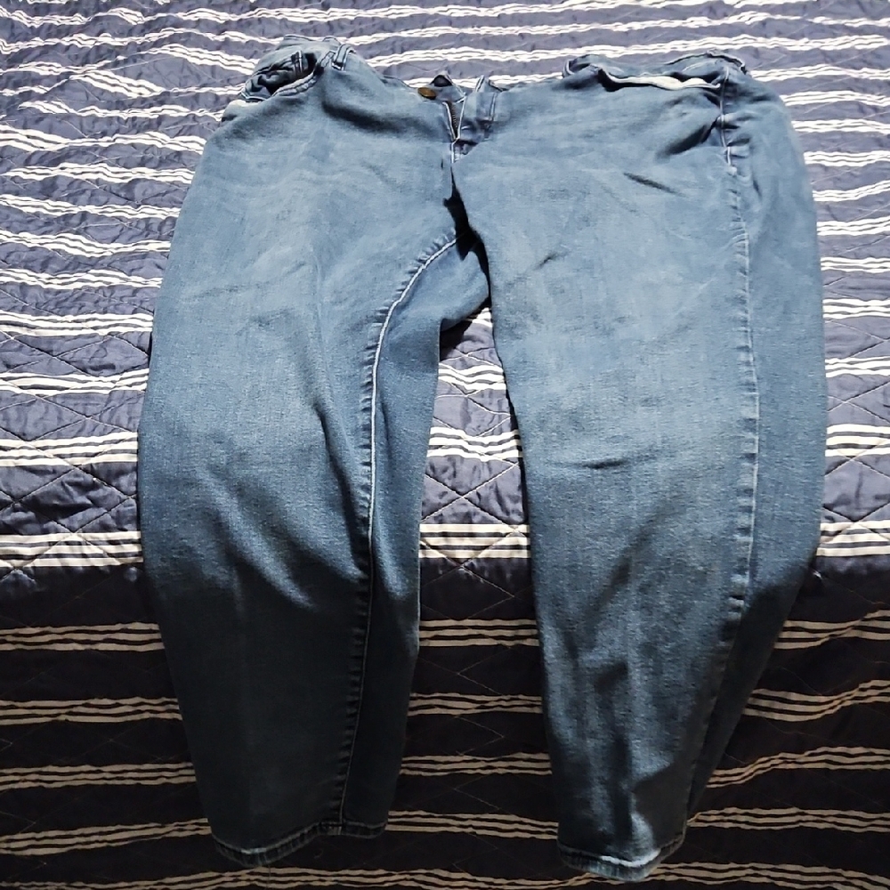 a.n.a Women's Boyfriend Jeans in Deep Blue